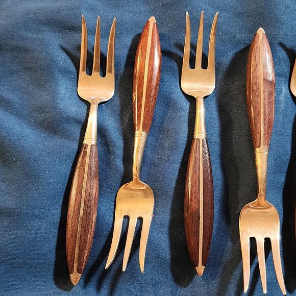 6 Vintage Mid Century Modern MCM DANISH MODERN Dessert Forks 5.75 INCHES LONG - Picture 2 of 6